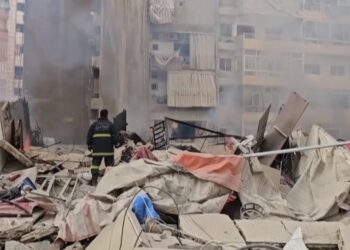 Israel bombardea el centro de Beirut y anuncia ataques contra Hezbolá