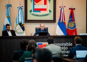Leonardo Stelatto abrió el año legislativo en Posadas con un fuerte mensaje institucional