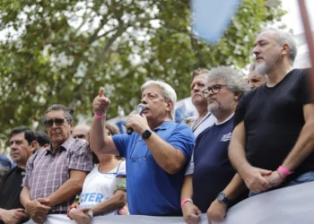 La CGT busca frenar la reforma laboral mediante una presentación judicial