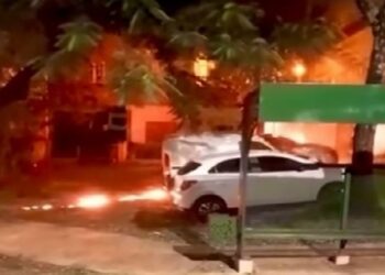 La Policía de Misiones investiga un ataque incendiario contra dos vehículos en la Chacra 32-33