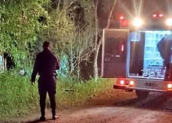 Murió un joven bombero tras despistar en moto en Dos de Mayo