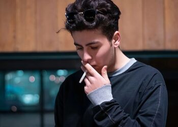 Reino Unido aprueba una histórica ley antitabaco para una generación sin humo