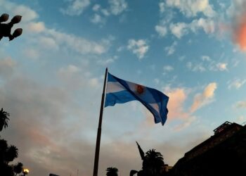 Rechazo de ex diplomáticos y referentes a la política exterior de Milei en Medio Oriente