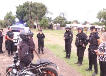 El foro de seguridad de Itaembé Miní refuerza la prevención con recorridas y trabajo con vecinos