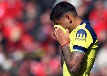 Preocupación para Scaloni: Cristian Romero salió lesionado en Tottenham