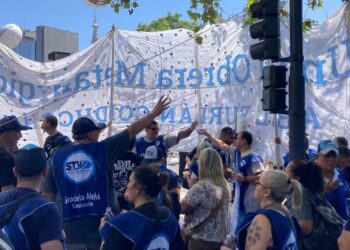 El sindicato de trabajadores viales denunció penalmente al presidente Javier Milei