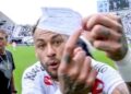 Neymar explotó contra el árbitro por un cambio erróneo