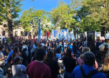 Miles de personas colmaron Posadas en la cuarta Marcha Federal Universitaria