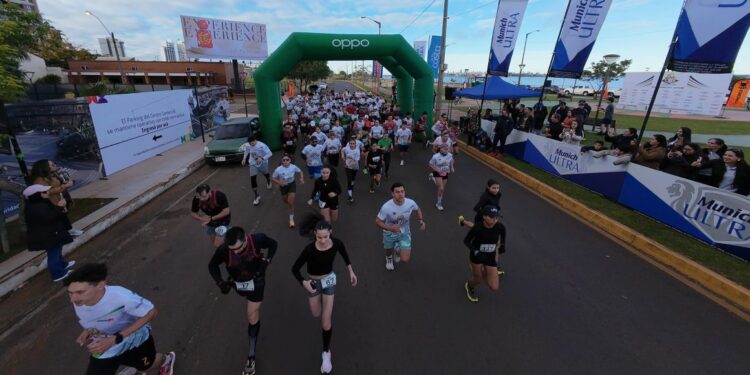 Unos 300 atletas participaron de la correcaminata por los 60 años del CREE en Encarnación