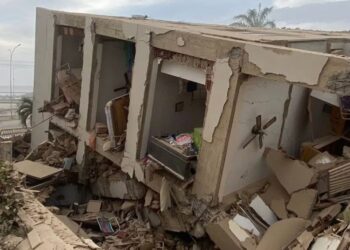Venezuela atraviesa las horas más críticas tras el doble terremoto
