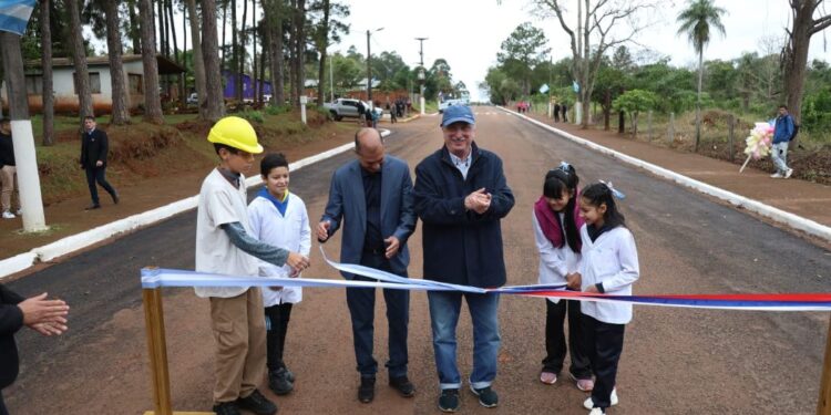 El Gobierno reivindicó el legado de los pioneros en el aniversario 87 de Colonia Victoria