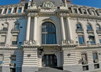 Milei reformó el régimen aduanero postal