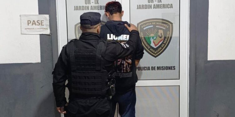 Detuvieron a un joven por apuñalar a un adolescente durante una pelea en Jardín América