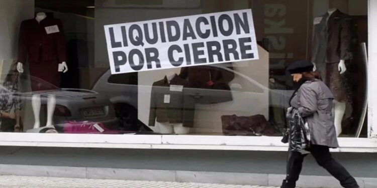 El poder de compra sigue en caída