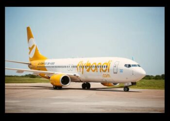 Flybondi en crisis: cancelaciones, suspensiones y despidos abren un escenario de incertidumbre para pasajeros y trabajadores