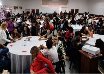 Unas 300 misioneras constituyeron la Mesa Promotora del Movimiento de Mujeres por la Justicia Social