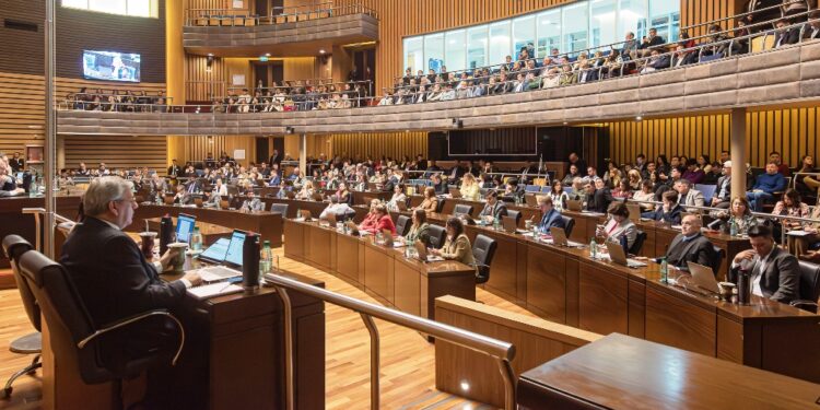 La Legislatura aprobó una ley para llevar internet satelital a las zonas con menor cobertura