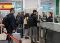 España impone controles de pasaporte a los viajeros de Italia tras la crisis de Ceuta