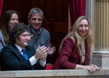 El Gobierno nacional postergará la Ley de Propiedad Privada y priorizará la reforma del Banco Central