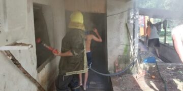 Un espiral contra los mosquitos desató un incendio en Santa Ana