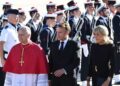 León XIV llegó a Francia con una agenda por la paz