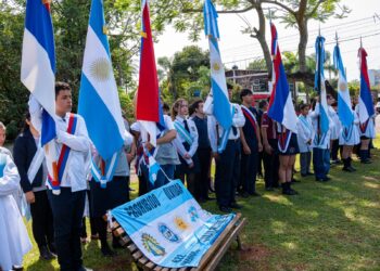 Miguel Lanús celebra 122 años con la inauguración de la plazoleta Malvinas Argentinas