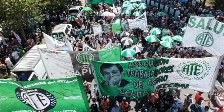 ATE rechaza los retiros voluntarios del Gobierno y marchará a Olivos