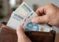 Empleados públicos y jubilados de la provincia reciben un aumento del 8,5%