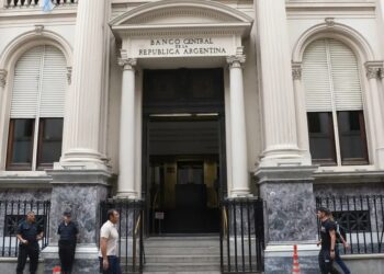 Los bancos no atenderán del 6 al 10 de noviembre por la visita del Papa León XIV