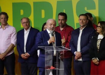 Lula busca revertir la ventaja de Bolsonaro en la segunda vuelta