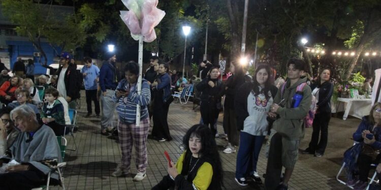 Villa Urquiza celebró su 91° aniversario con feria y espectáculos en Posadas