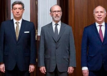 La Corte Suprema suspendió el artículo del decreto que deroga la Ley de Tierras