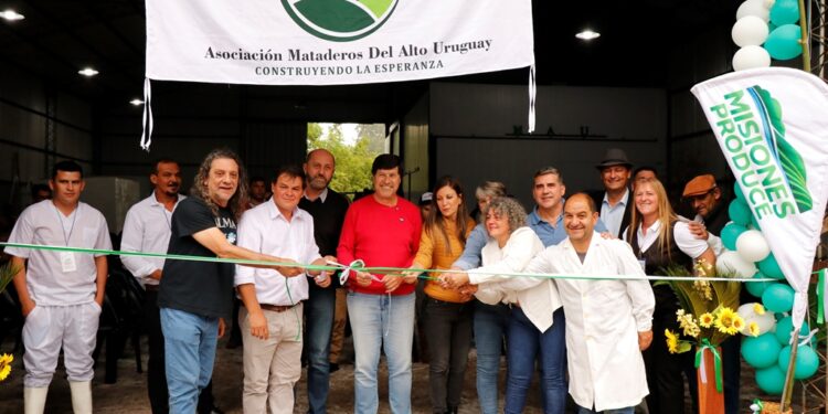 Productores inauguraron el Matadero del Alto Uruguay en El Soberbio