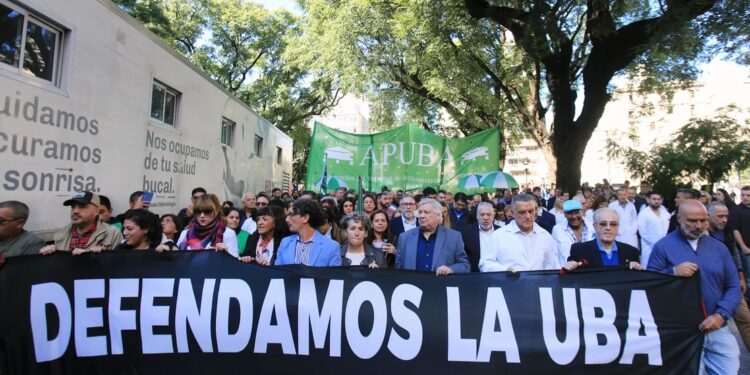 Multa diaria al Gobierno por frenar la Ley de Financiamiento Universitario