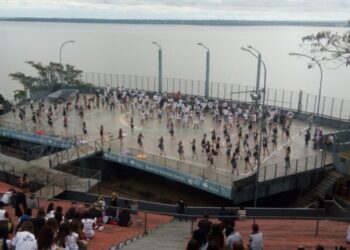 Reprograman el show de cierre de la Estudiantina en Posadas por la inestabilidad del tiempo